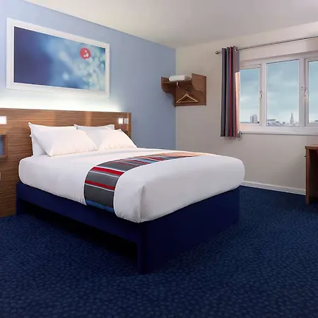 Travelodge Bull Ring Hotel 3*