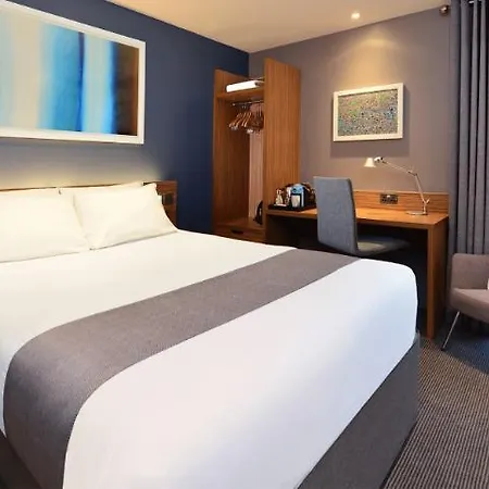 Travelodge Bull Ring 3*